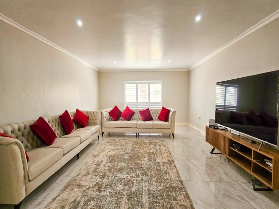 10 Bedroom Property for Sale in Parys Free State